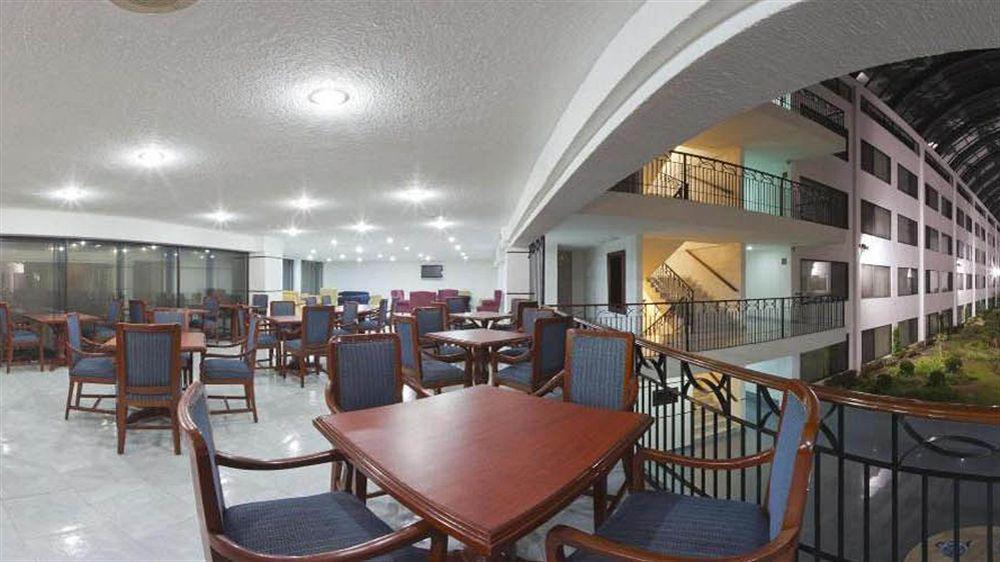 Holiday Inn Express Toluca By Ihg Eksteriør bilde