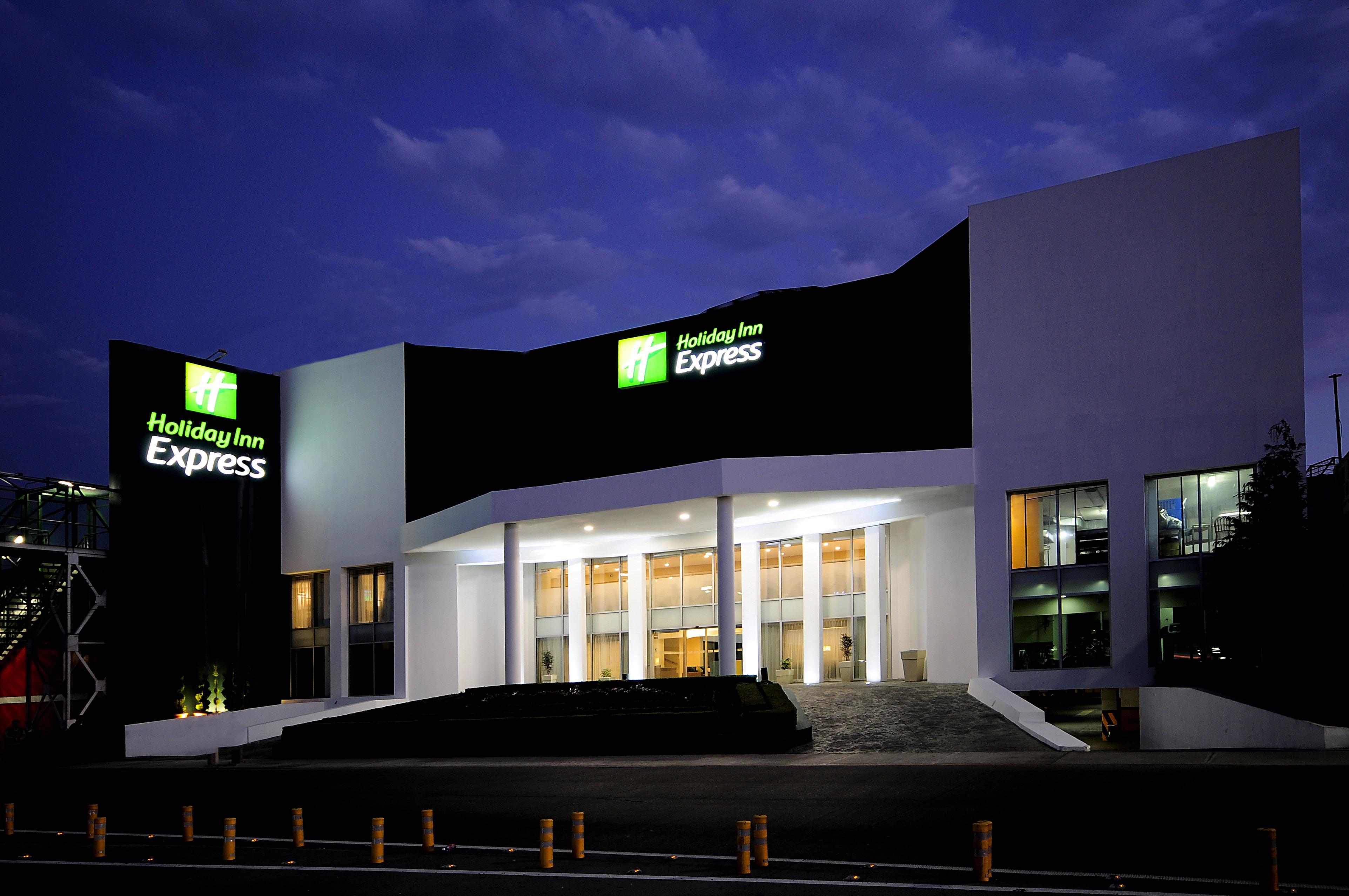Holiday Inn Express Toluca By Ihg Eksteriør bilde